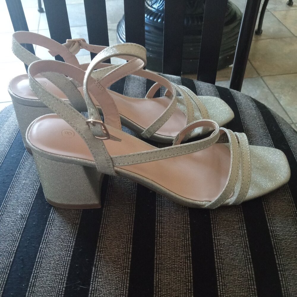 Formal Shoes - Picture 2 of 4